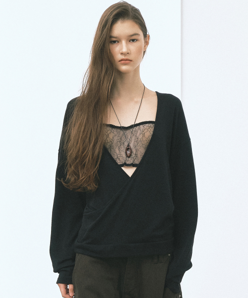 DEEP WRAP V-NECK LONG SLEEVE TOP_BLACK