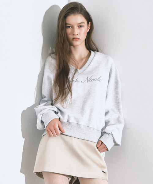NICOLE LOGO V-NECK SWEATSHIRT_MELANGE