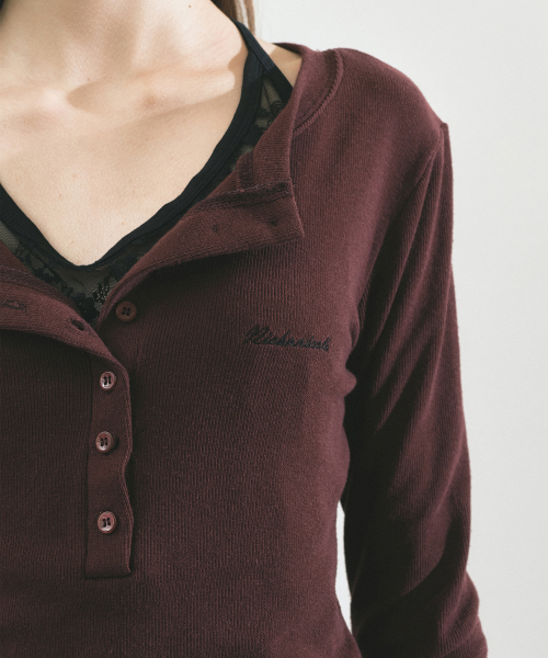 BUTTON HENLEY LONG SLEEVE TOP_WINE