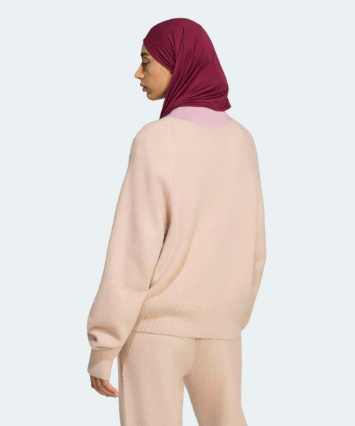 ESS KNT V-NECK WONTAU