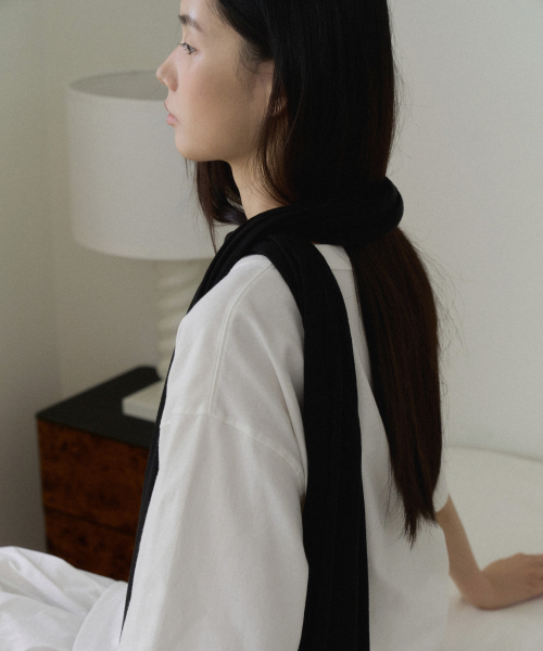 Deep Wool Wide Scarf (black)