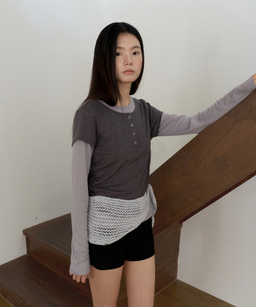 Open Knit Triangle Scarf (gray)