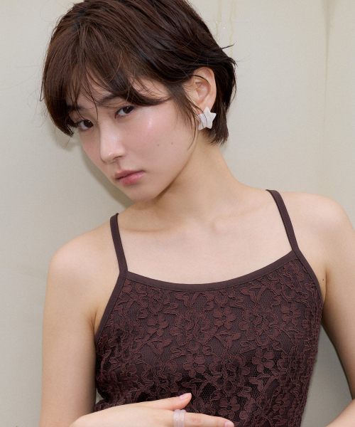 marble star earring - beige
