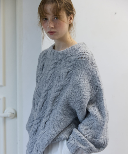 Braided Cable Knit Gray