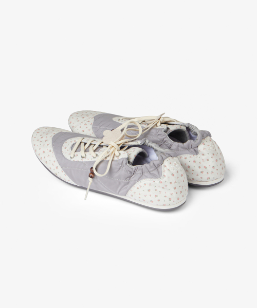 AEAE FLOWER TRAINER [LIGHT GREY]