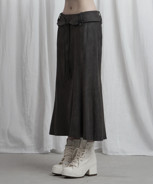 Suede Belt Low Rise Long Skirt (Charcoal)