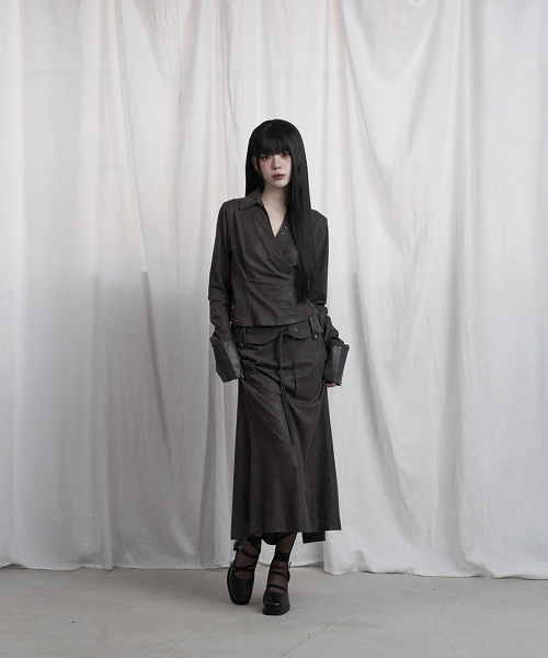 Drape Suede Shirring Blouse (Charcoal)