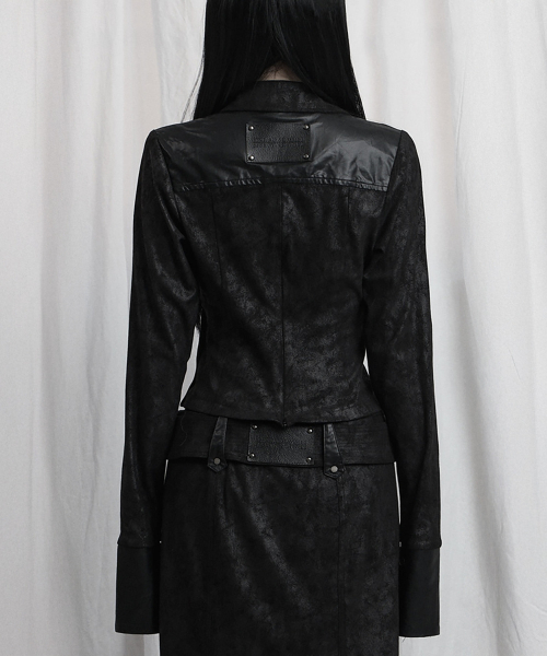 Drape Suede Shirring Blouse (Black)