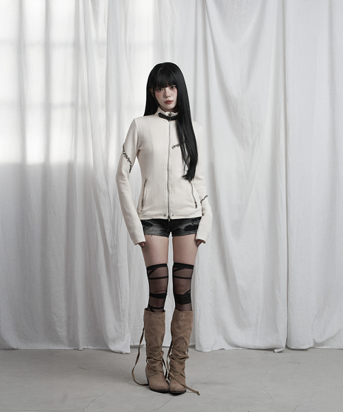 Contrast Stitch Zip-Up Long Sleeve (Ivory)