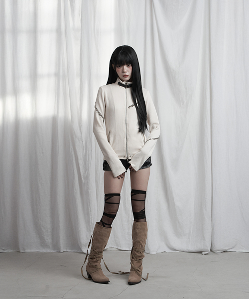Contrast Stitch Zip-Up Long Sleeve (Ivory)