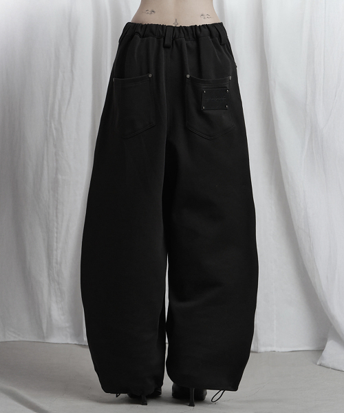 Panel Pocket Wide Training Pants (Black)
