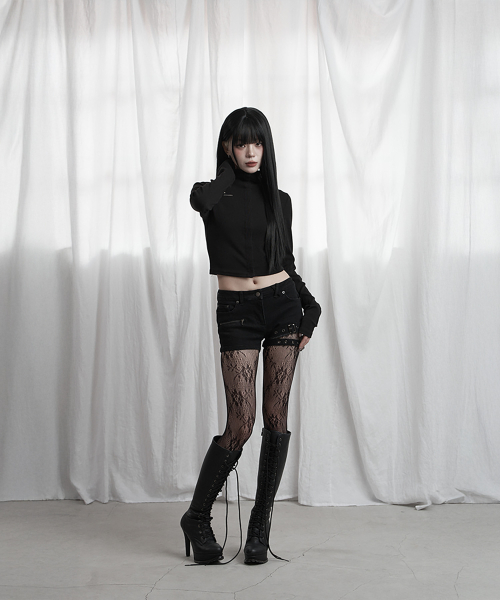Snap Front Crop Top (Black)