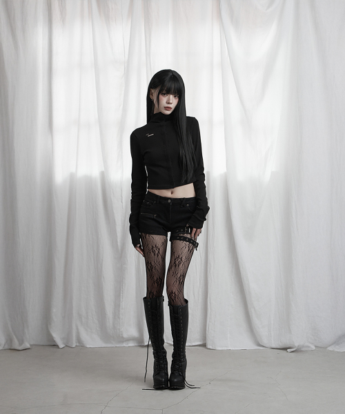 Snap Front Crop Top (Black)