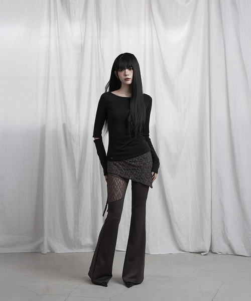 Back Lace Slit Sleeve top (Black)