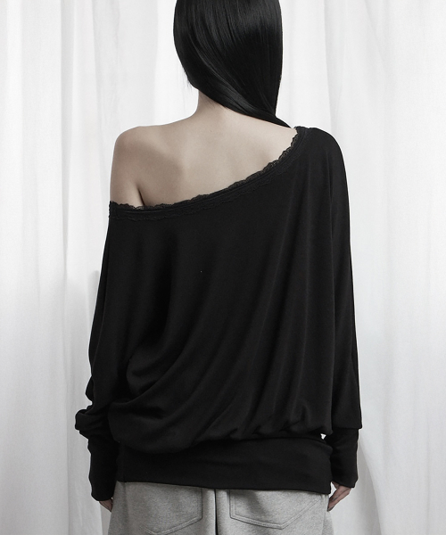 Lace Drape Off-Shoulder Top (Black)