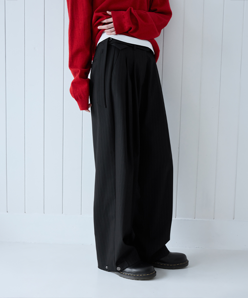 Button Belted Curved Slacks, BLACK