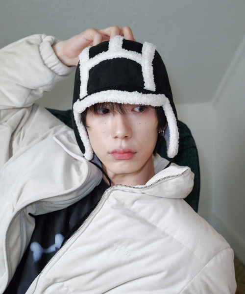 Teddy Outline Trooper Hat (Black)
