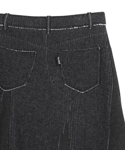Raw-Cut Knit Midi Skirt / Charcoal