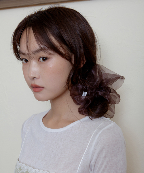 organza volume scrunchie - brown