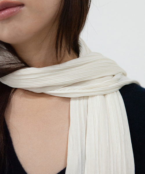 pleats long scarf - ivory