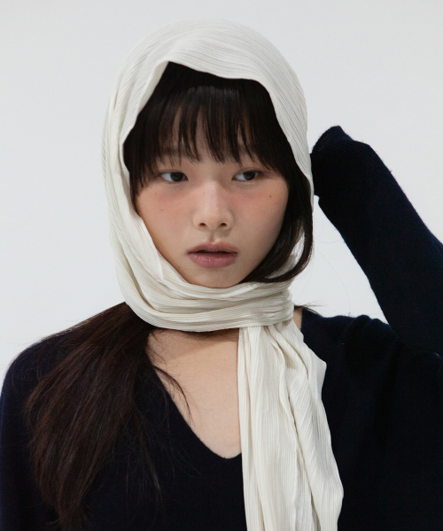 pleats long scarf - ivory