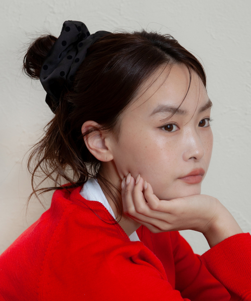 dot silky hair scrunchie - black