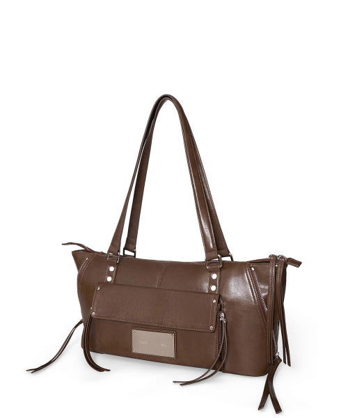 FLAP POCKET SHOULDER BAG IN BROWN