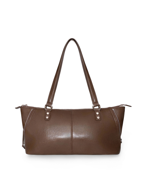 FLAP POCKET SHOULDER BAG IN BROWN