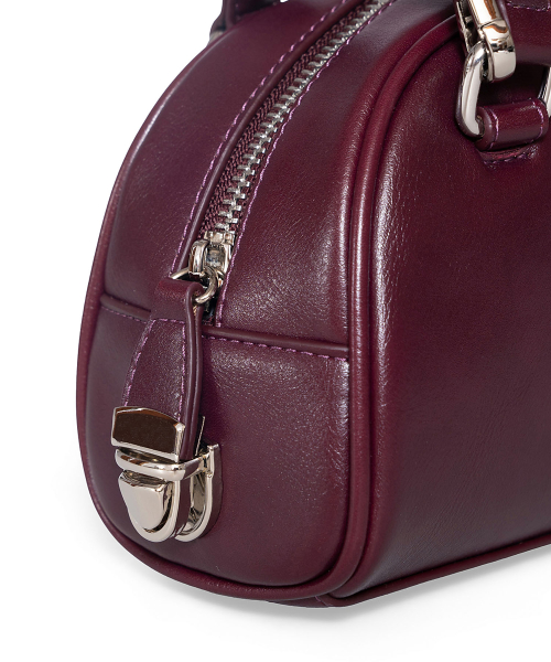 HALFMOON BABY BOWLING BAG IN WINE