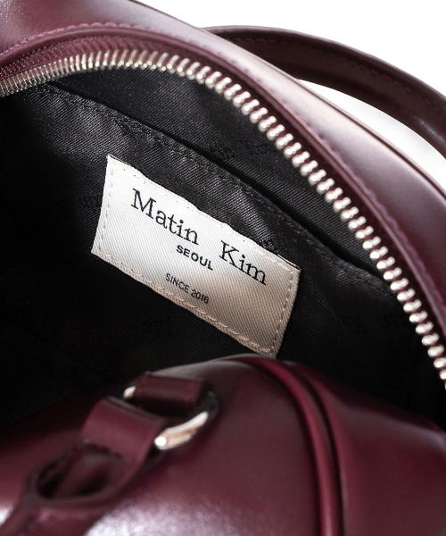HALFMOON BABY BOWLING BAG IN WINE