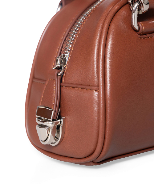 HALFMOON BABY BOWLING BAG IN BROWN