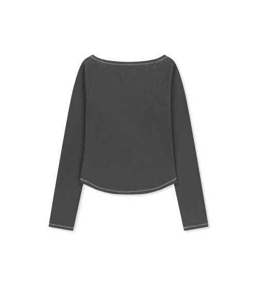 LOGO APPLIQUE BUTTON DETAIL RAGLAN TOP IN CHARCOAL