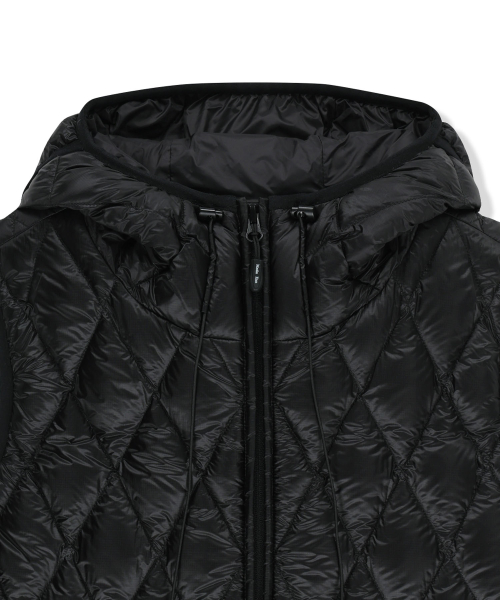 MIX QUILTED LIGHT DOWN VEST IN BLACK