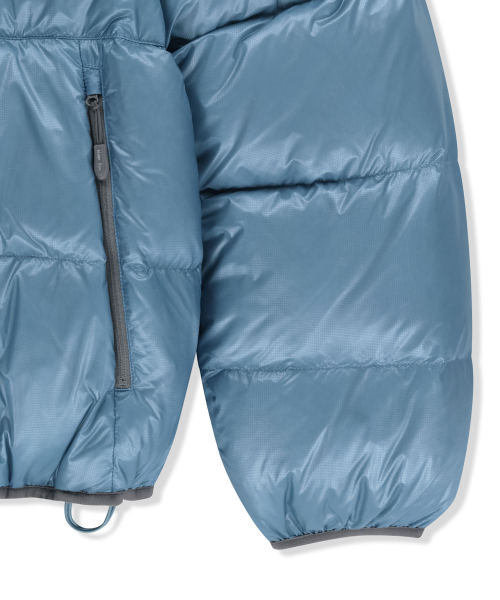 ICON LOGO DOWN JUMPER IN LIGHT BLUE
