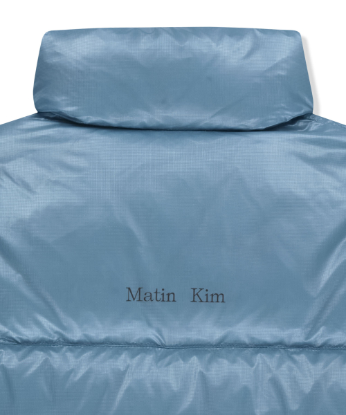 ICON LOGO DOWN JUMPER IN LIGHT BLUE