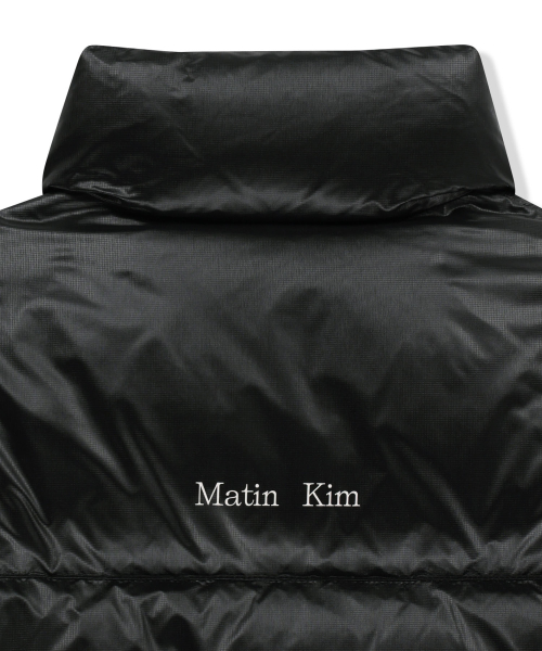 ICON LOGO DOWN JUMPER IN BLACK