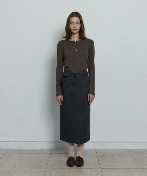 waffle henley neck t-shirt - dark brown