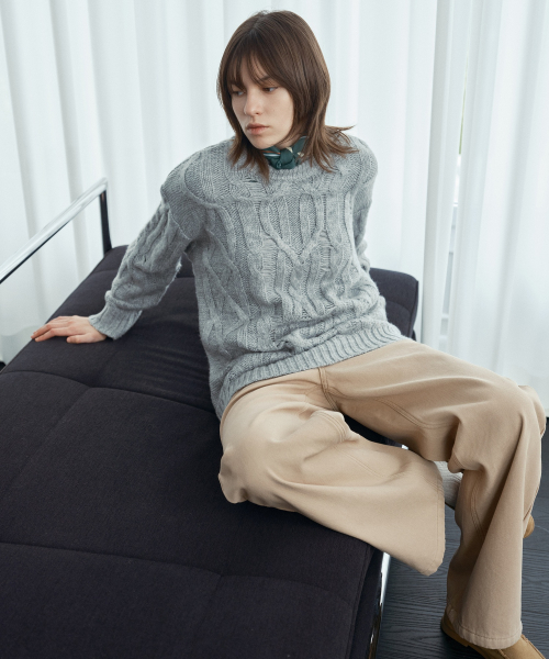 Wool-Blend Cable Knit Pullover J1KT721G