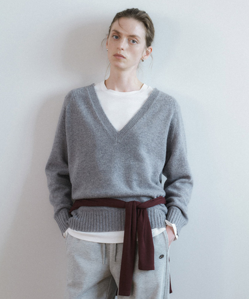 Wool V-Neck Knit NEK6AP811