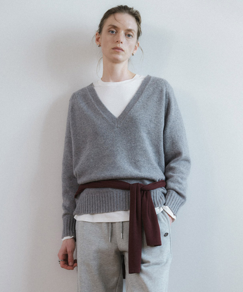 Wool V-Neck Knit NEK6AP811