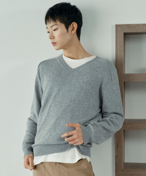 [COUTURE]Wool blend V-neck semi-oversized knit - 2color