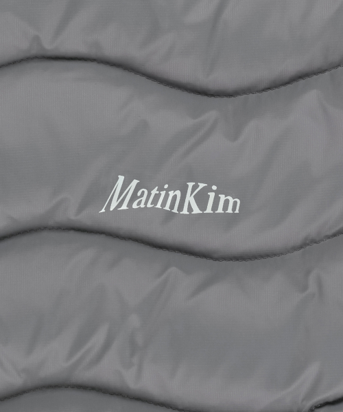 FLOWING QUILTED HOODY DOWN JUMPER IN LIGHT GREY