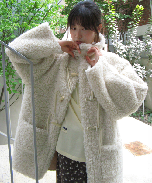 HIGH NECK TOGGLE HALF COAT IVORY