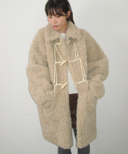 HIGH NECK TOGGLE HALF COAT BEIGE