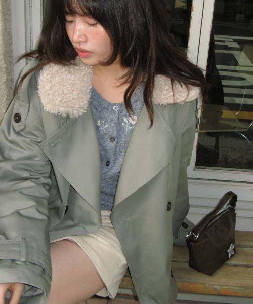 DETACHABLE TRIMMING HEART TRENCH JUMPER KHAKI