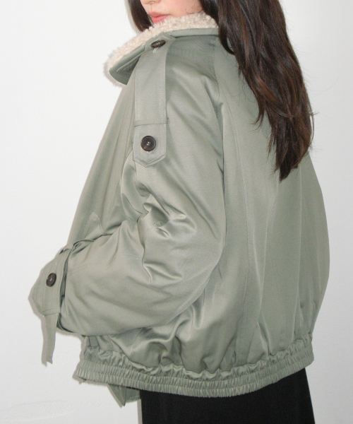 DETACHABLE TRIMMING HEART TRENCH JUMPER KHAKI