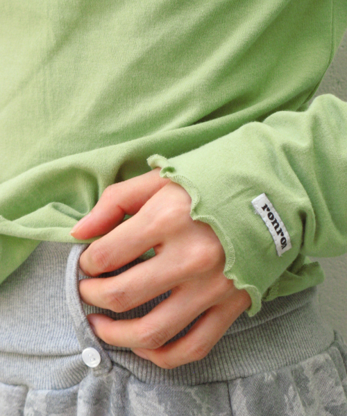 WAVE MOCK NECK LONG SLEEVE OLIVE