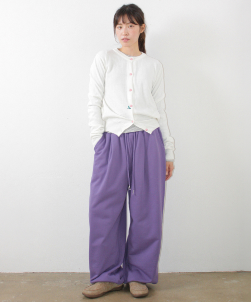 FLOWER BUTTON EMBROIDERY POINT CARDIGAN IVORY