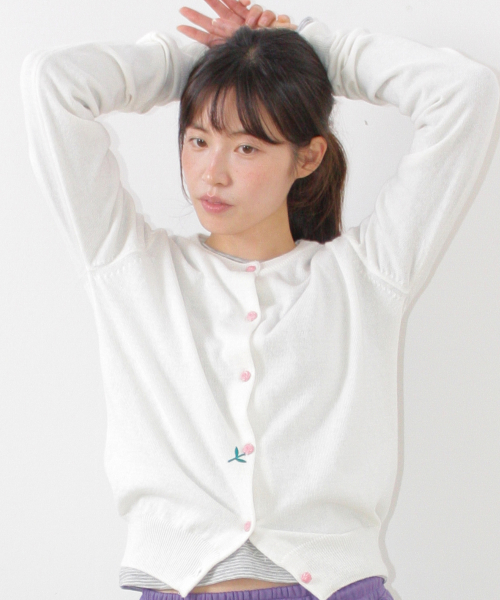 FLOWER BUTTON EMBROIDERY POINT CARDIGAN IVORY
