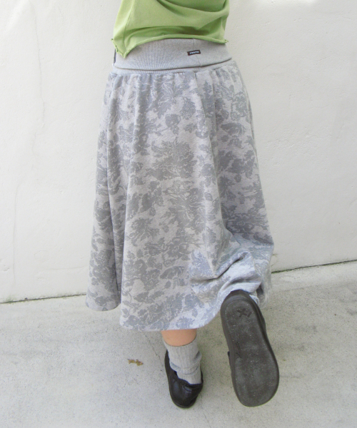 FLORAL SWEAT FLARE SKIRT GREY